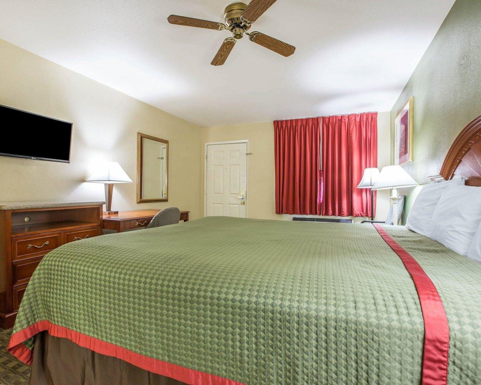 Rodeway Inn Delano Εξωτερικό φωτογραφία