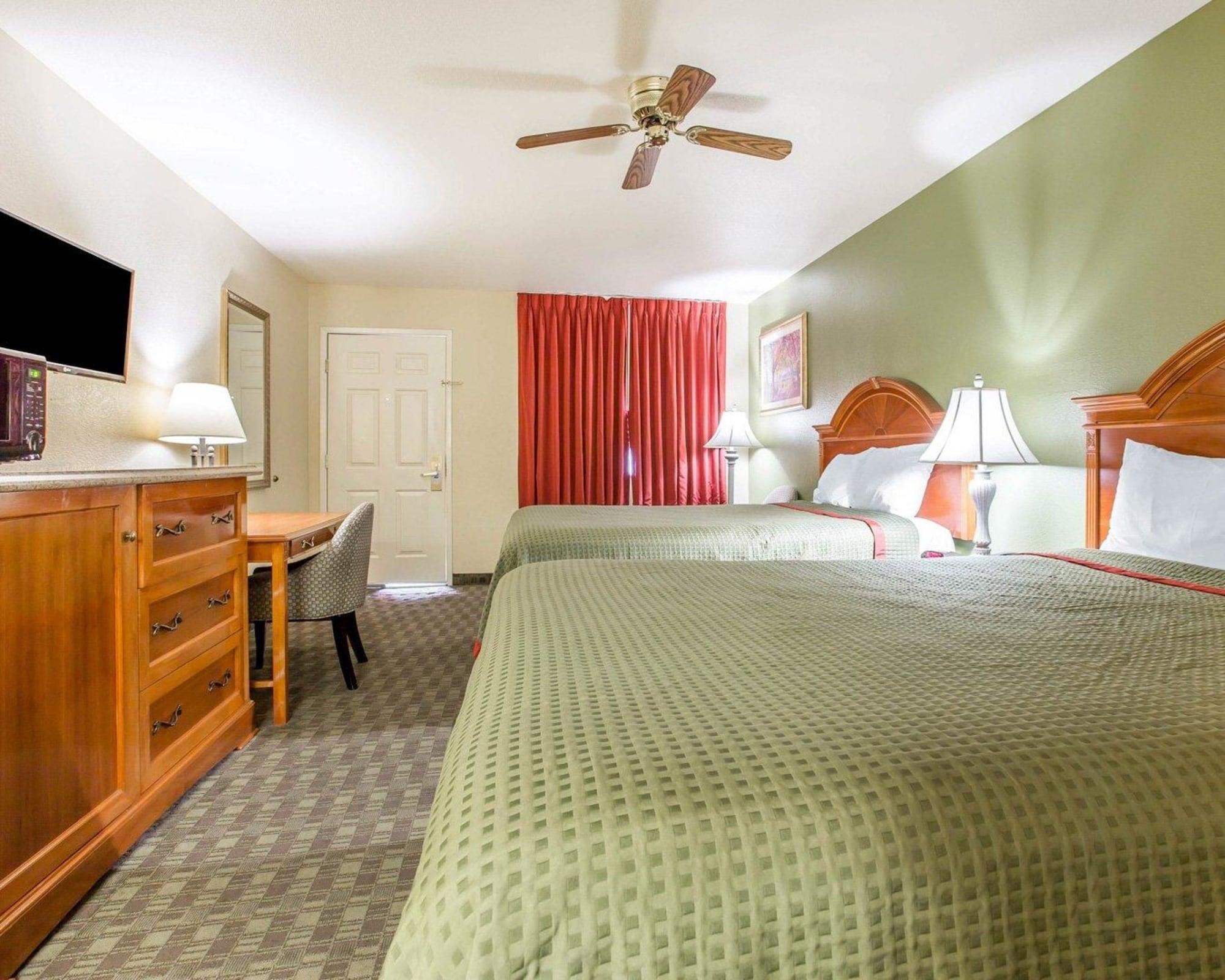 Rodeway Inn Delano Εξωτερικό φωτογραφία