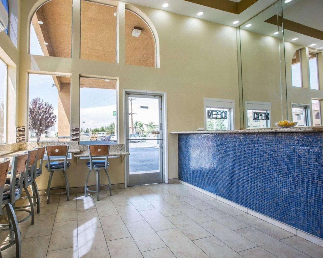 Rodeway Inn Delano Εξωτερικό φωτογραφία